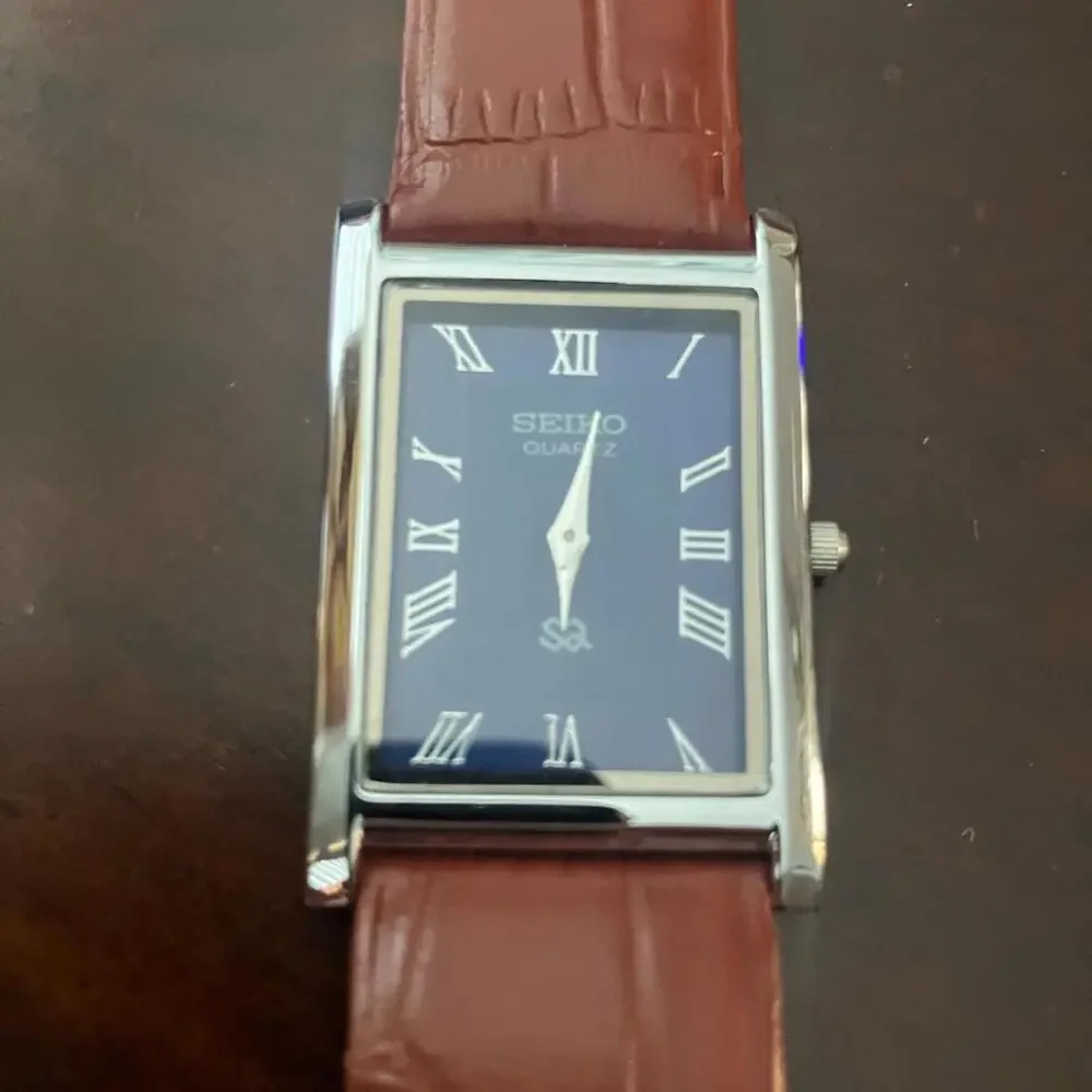 Seiko Blue Dial with Brown Leather Strap 33mm Super Slim‎ Tank Watch